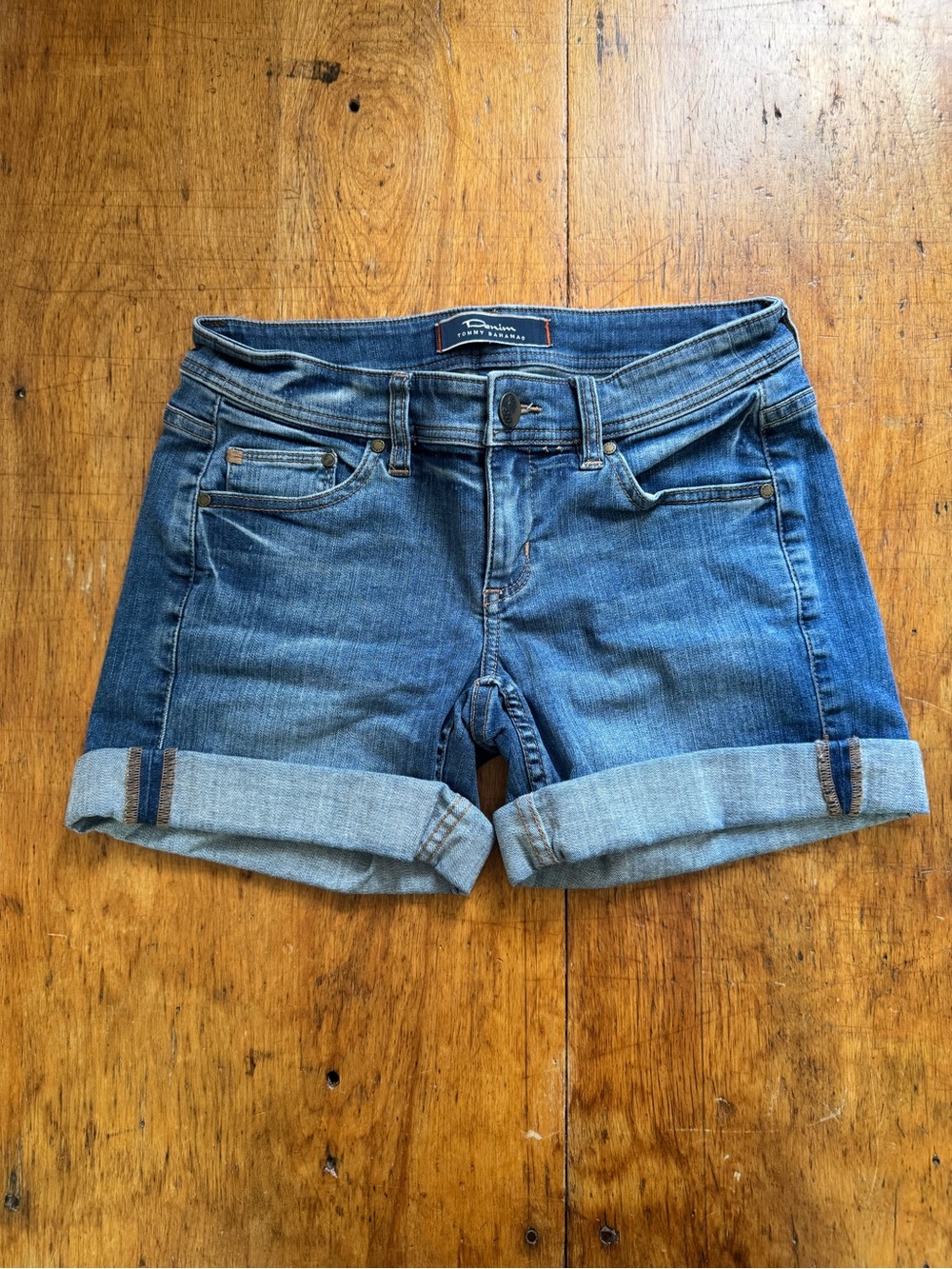 Tommy Bahama Denim Cuffed Shorts